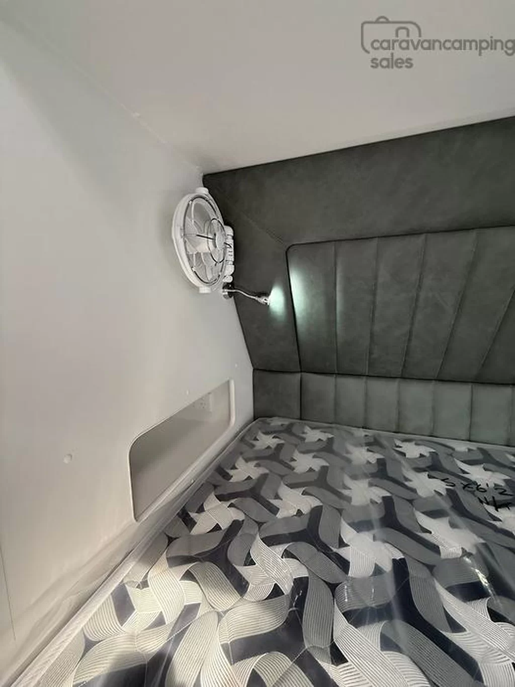 NEW 2025 CRUSADER MUSKATEER ARAMIS caravan