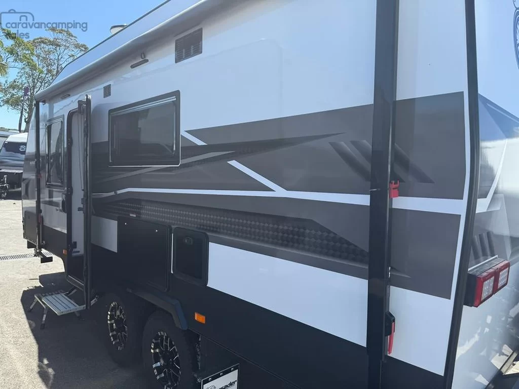 NEW 2025 CRUSADER MUSKETEER CENTAUR caravan