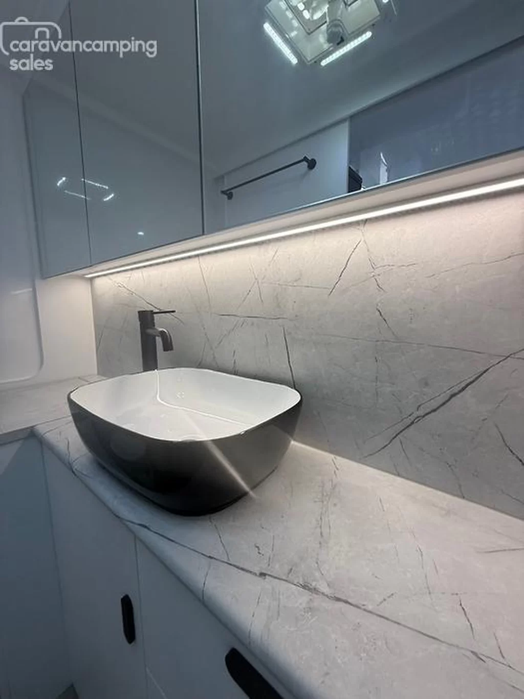 NEW 2025 CRUSADER MUSKETEER CENTAUR caravan