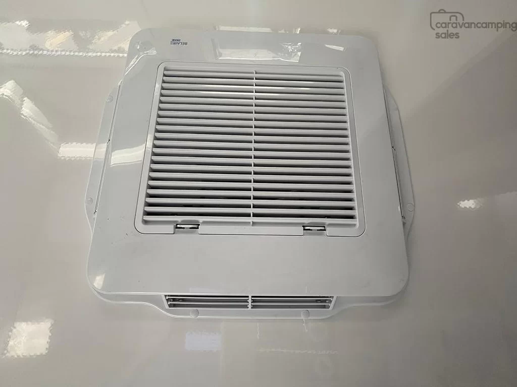 NEW 2025 CRUSADER MUSKETEER EMPRESS caravan