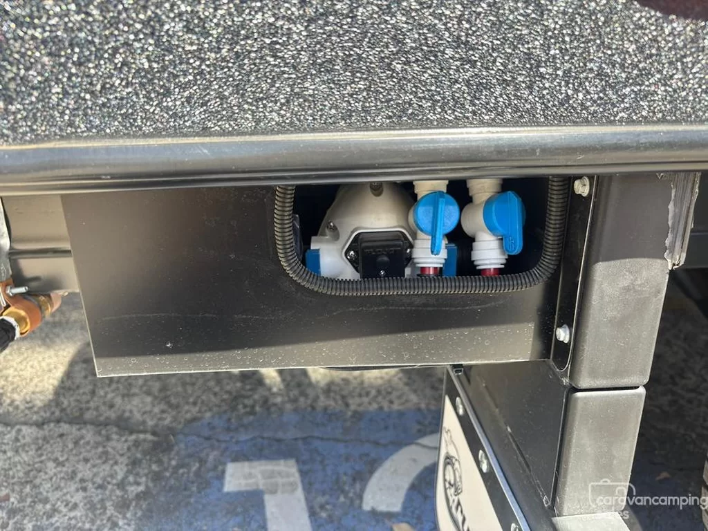 NEW 2025 CRUSADER MUSKETEER EMPRESS caravan