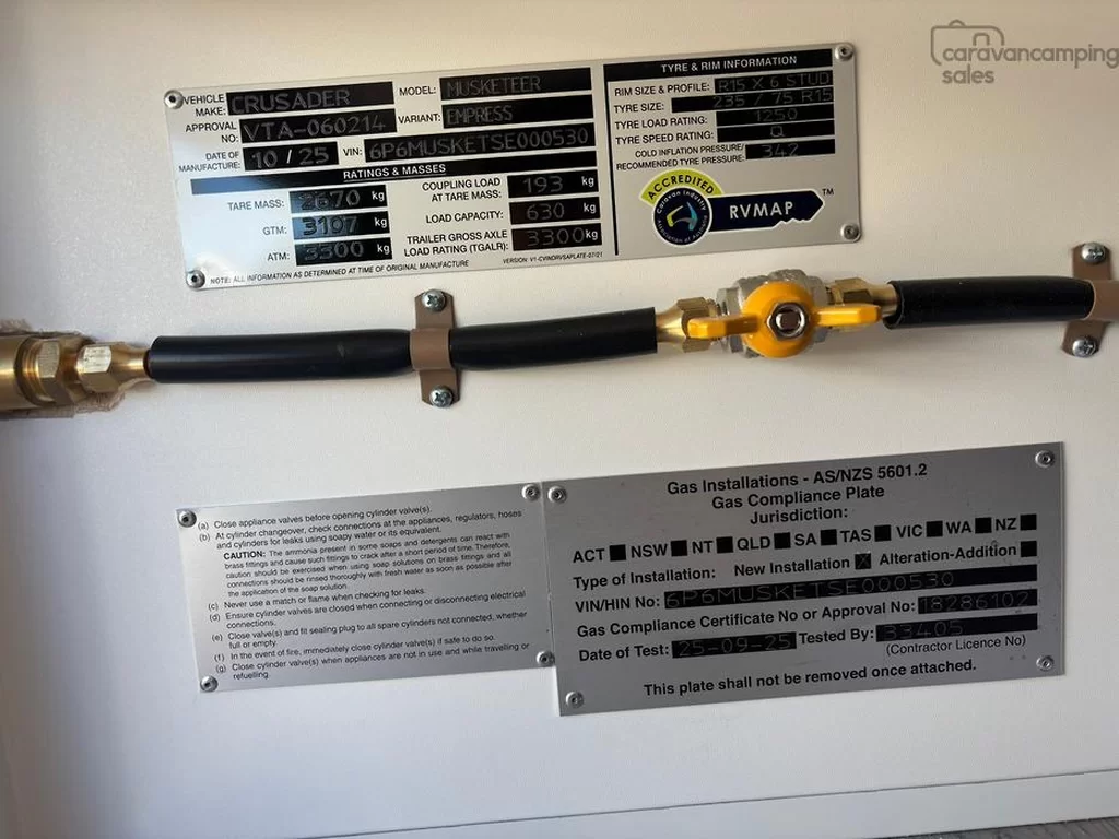 NEW 2025 CRUSADER MUSKETEER EMPRESS caravan