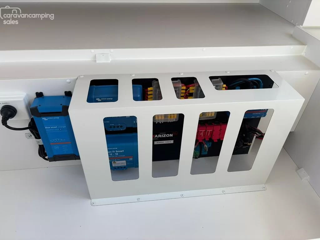 NEW 2025 CRUSADER MUSKETEER EMPRESS caravan