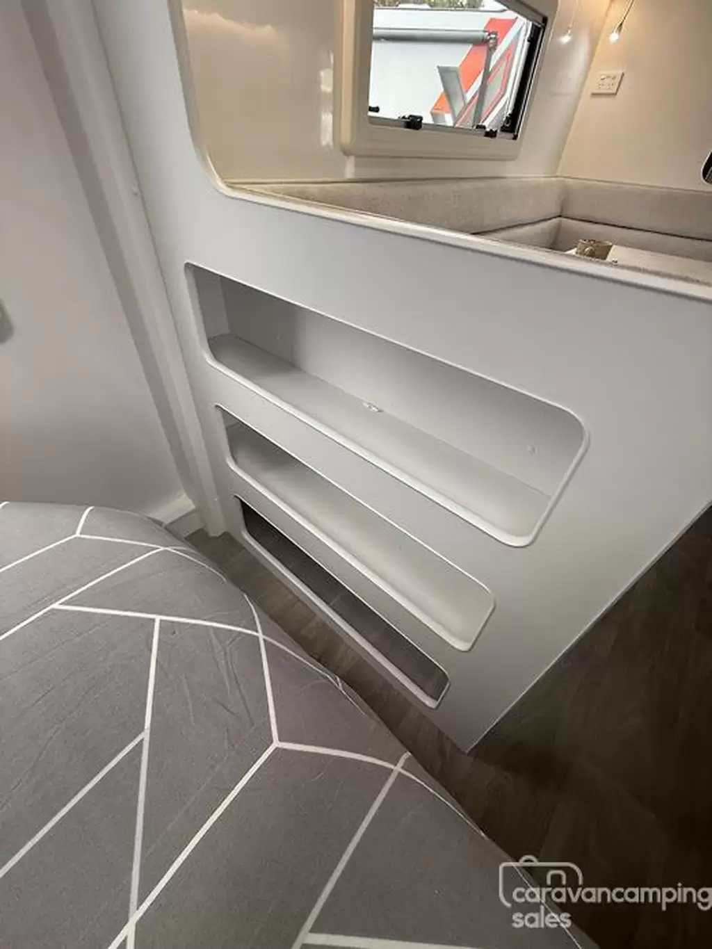 NEW 2025 DREAMHAVEN 20 SERIES TOURLINE