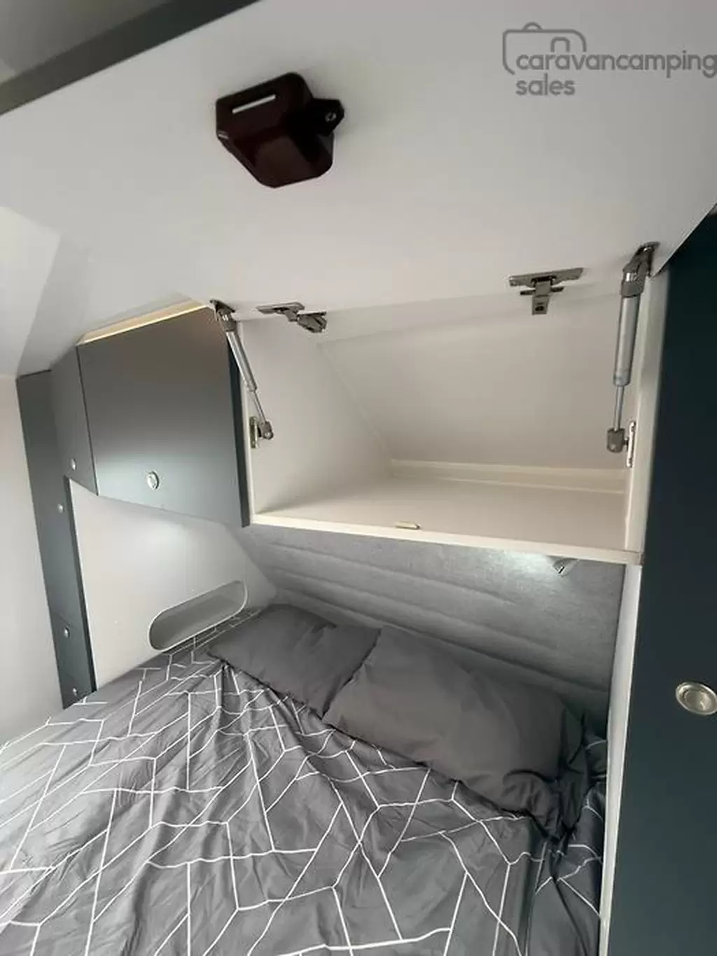 NEW 2025 DREAMHAVEN 20 SERIES TOURLINE