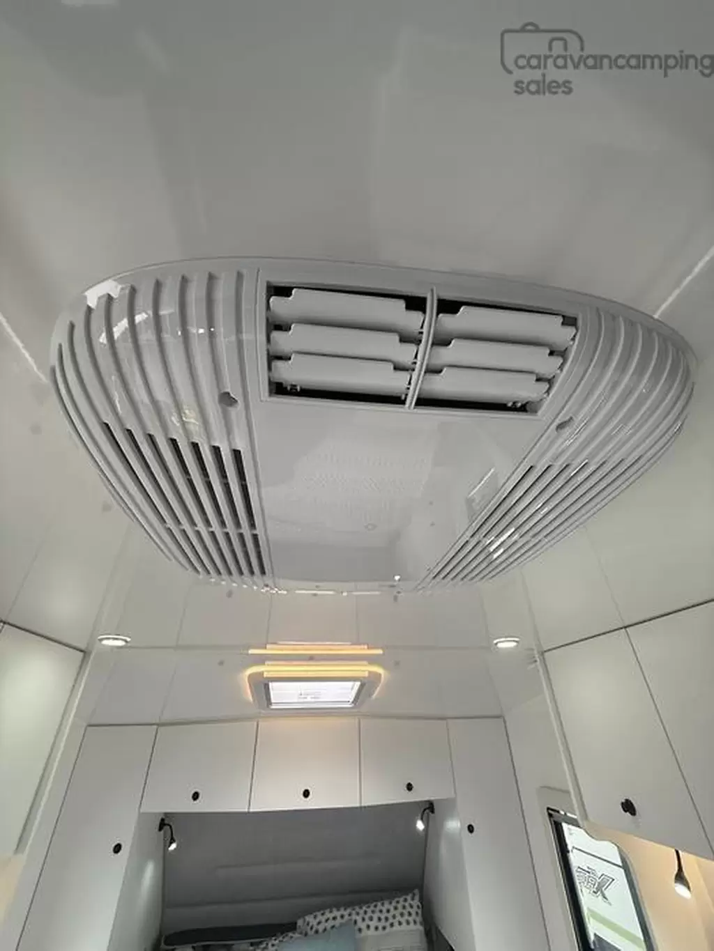 NEW 2025 DREAMHAVEN 15 SERIES TOURLINE