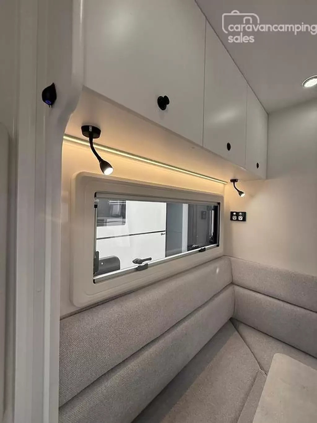 NEW 2025 DREAMHAVEN 15 SERIES TOURLINE