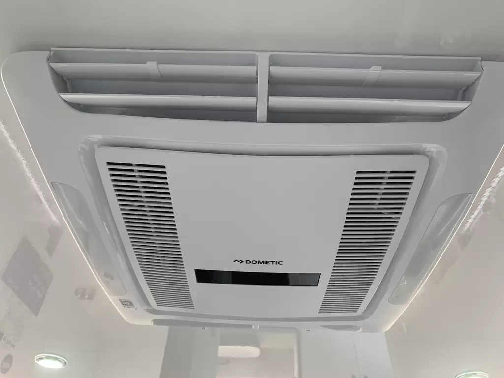 NEW 2025 CRUSADER X COUNTRY MADMAX