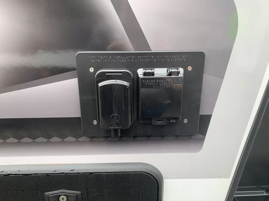 NEW 2025 CRUSADER X COUNTRY MADMAX