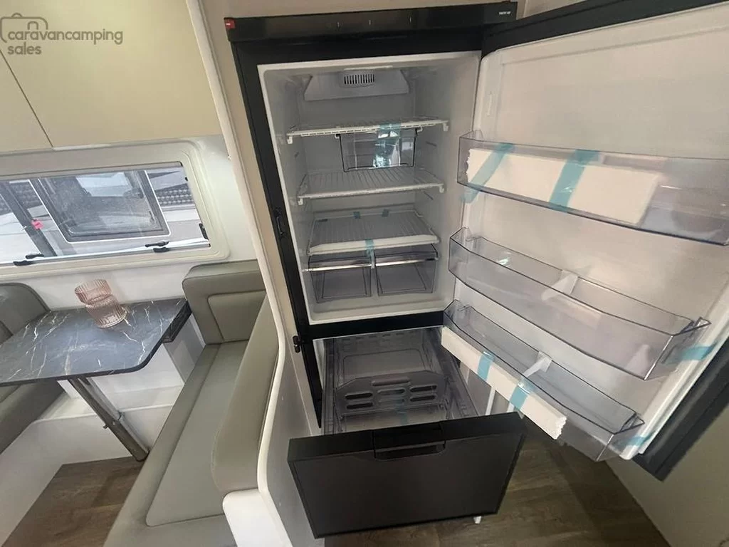 NEW 2025 CRUSADER LIFECHANGER PASSAGE caravan