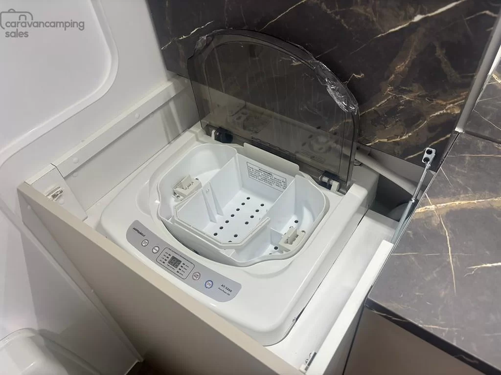 NEW 2025 CRUSADER LIFECHANGER PASSAGE caravan