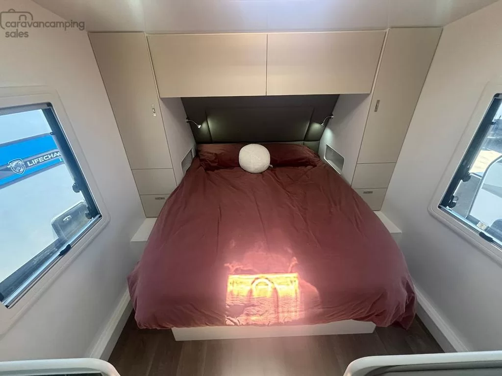 NEW 2025 CRUSADER LIFECHANGER PASSAGE caravan