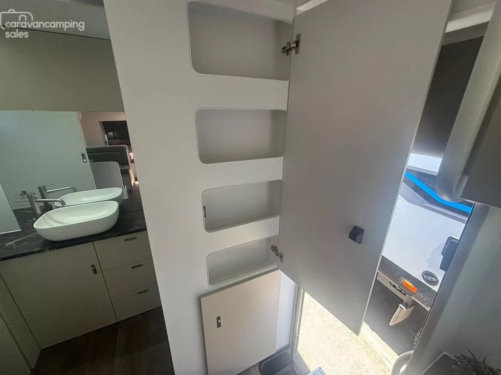 NEW 2025 CRUSADER LIFECHANGER PASSAGE caravan