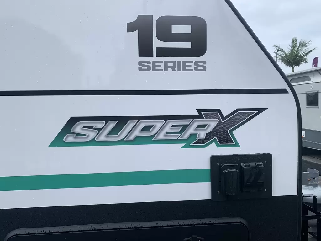 NEW 2025 DREAMHAVEN 19 SERIES SUPER X