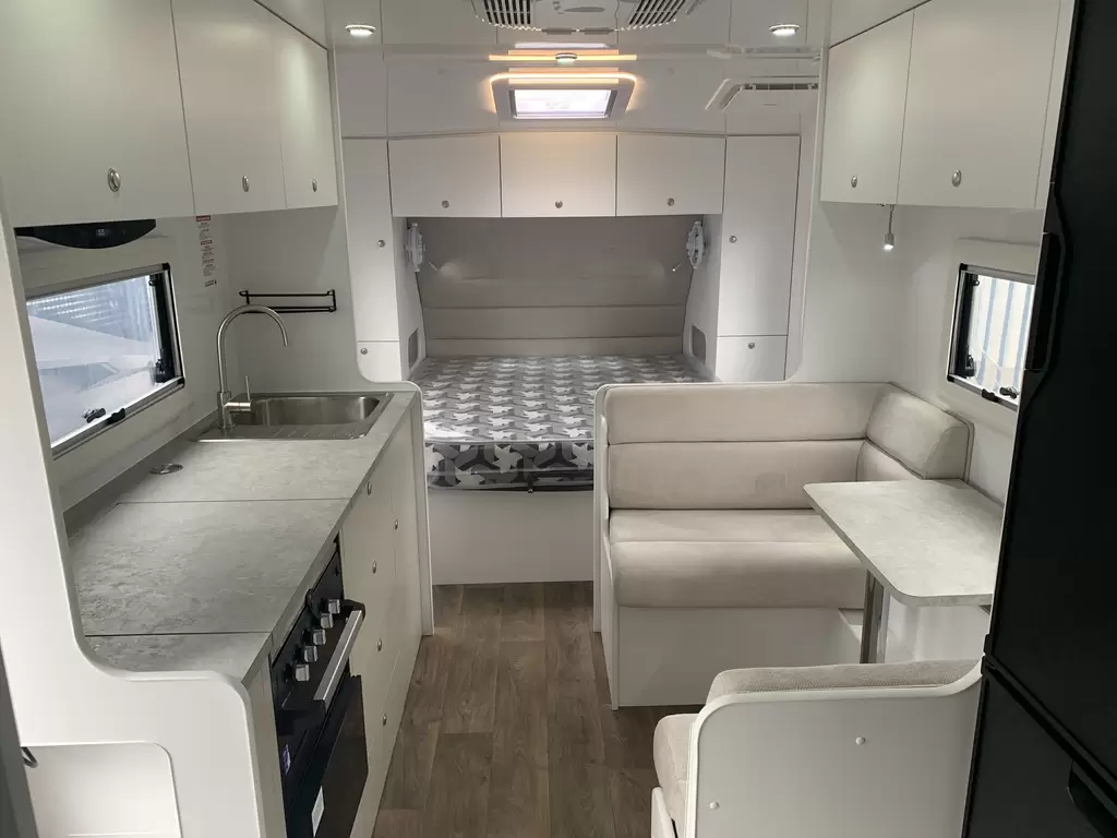 NEW 2025 DREAMHAVEN 19 SERIES SUPER X