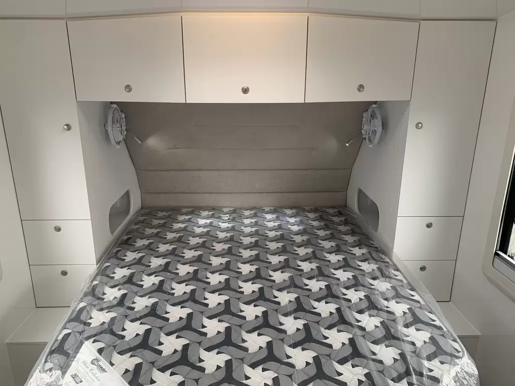 NEW 2025 DREAMHAVEN 19 SERIES SUPER X