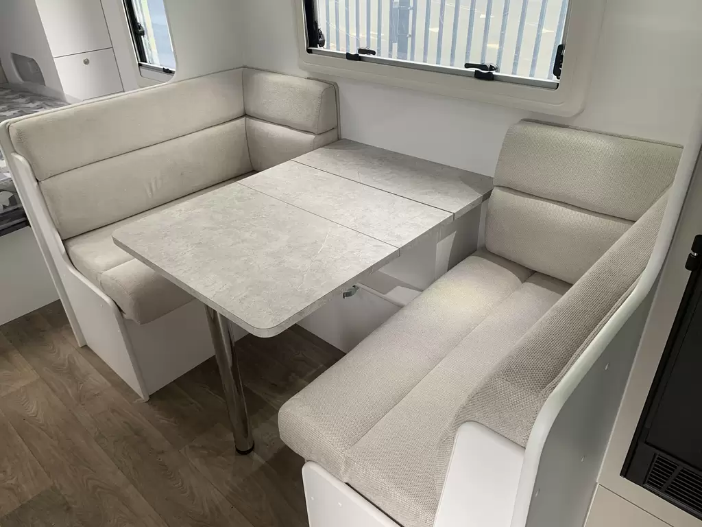 NEW 2025 DREAMHAVEN 19 SERIES SUPER X