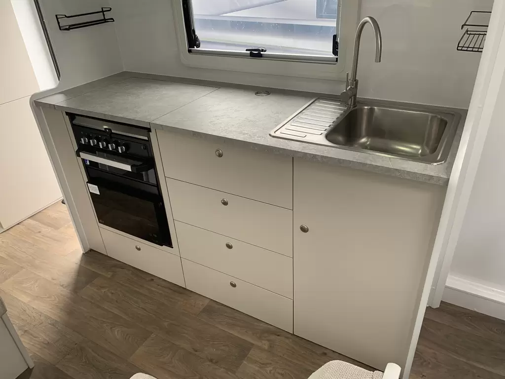 NEW 2025 DREAMHAVEN 19 SERIES SUPER X