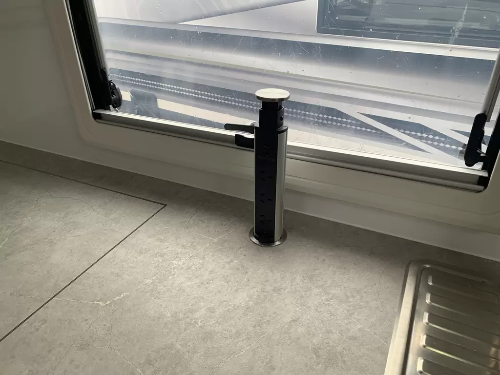 NEW 2025 DREAMHAVEN 19 SERIES SUPER X