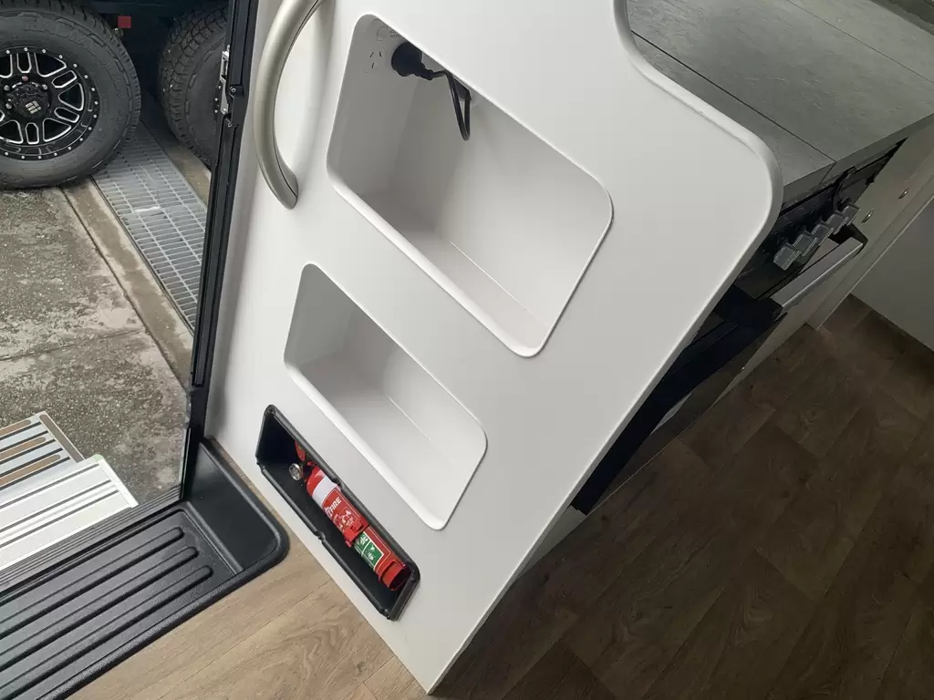 NEW 2025 DREAMHAVEN 19 SERIES SUPER X