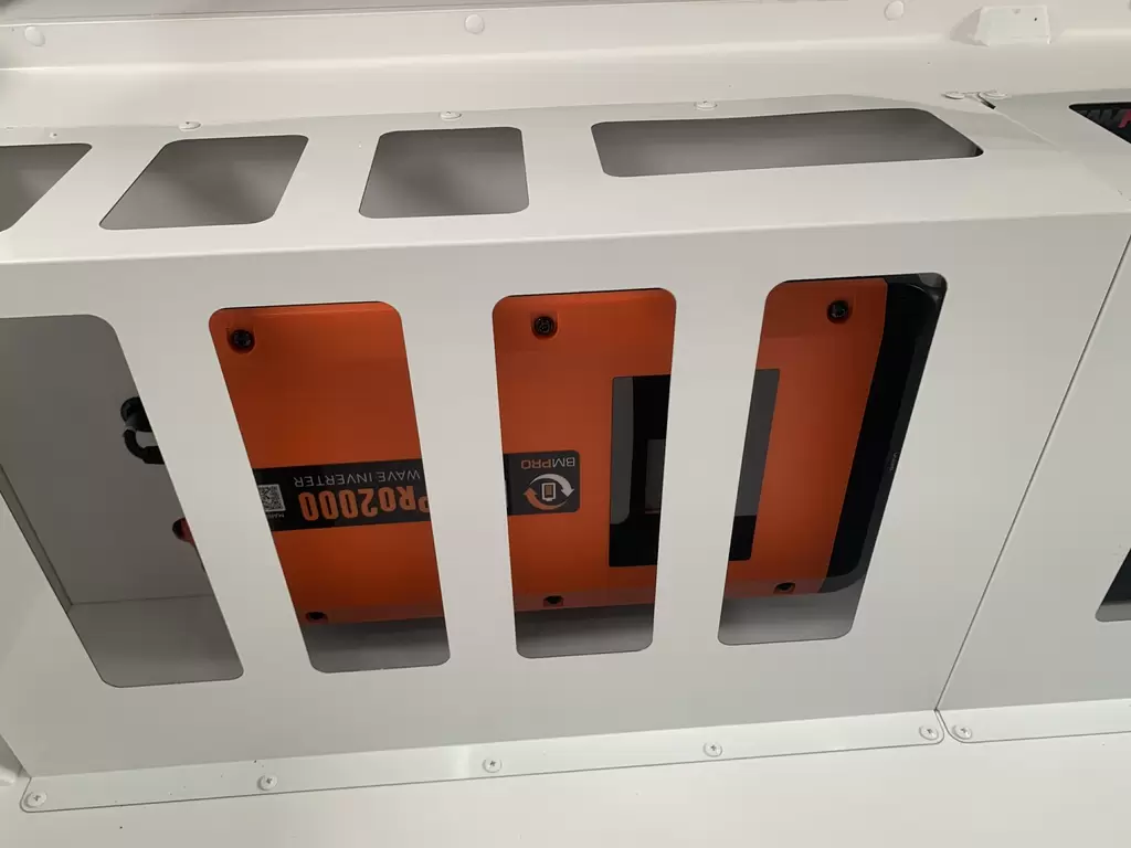 NEW 2025 DREAMHAVEN 19 SERIES SUPER X