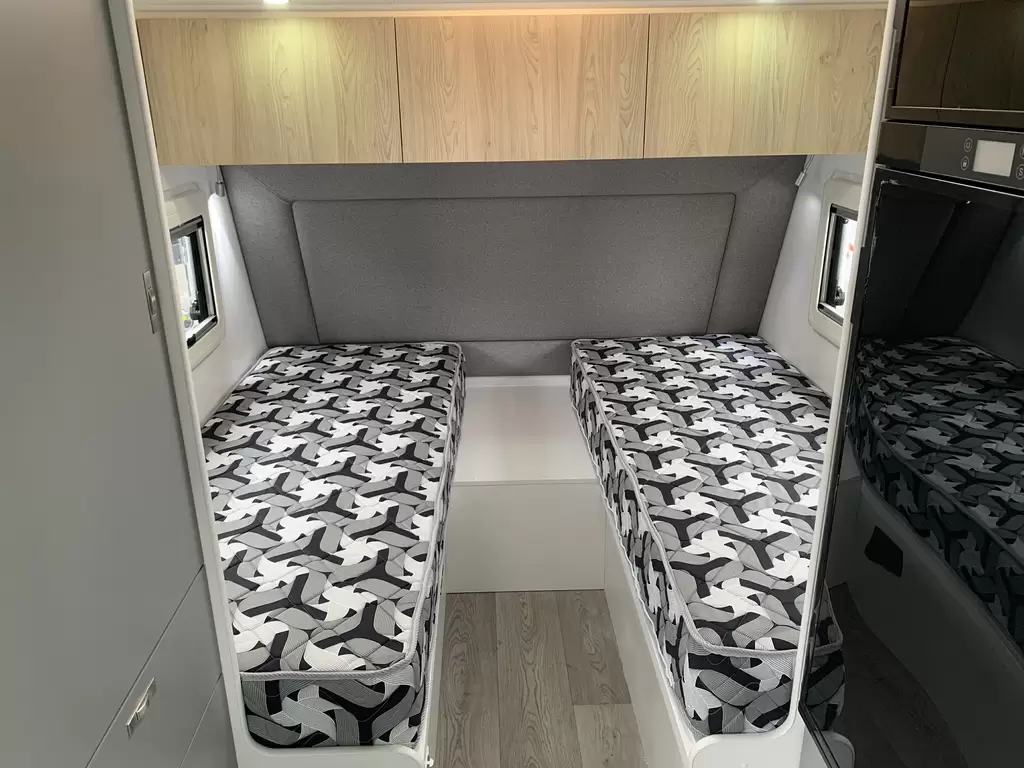 NEW 2025 CRUSADER CRV ESPERANCE