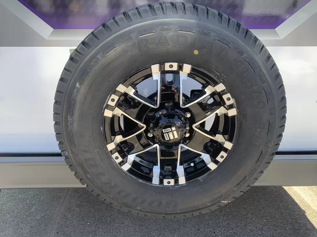 NEW 2025 CRUSADER MUSKETEER RECLINER