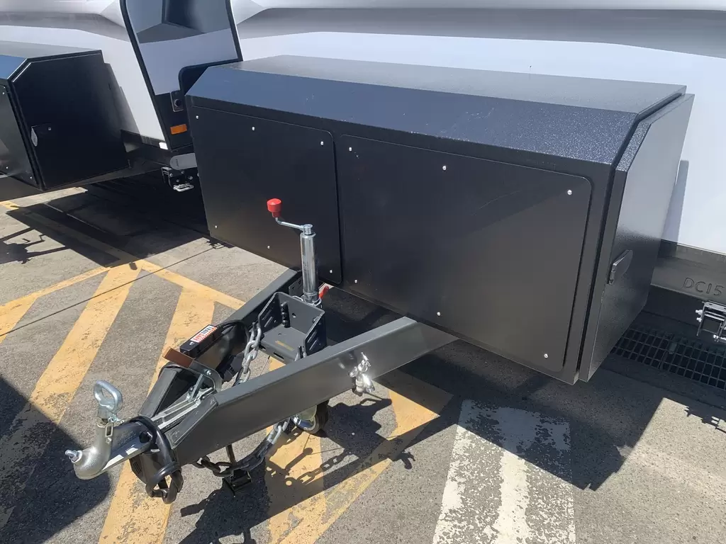 NEW 2025 CRUSADER MUSKETEER RECLINER