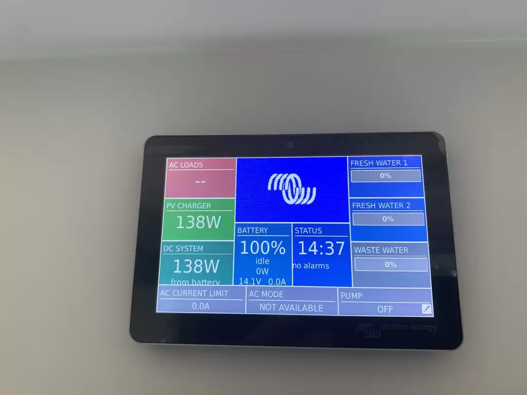 NEW 2025 CRUSADER MUSKETEER RECLINER