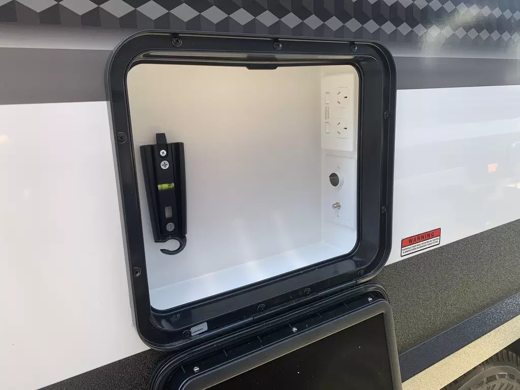 NEW 2025 CRUSADER MUSKETEER RECLINER