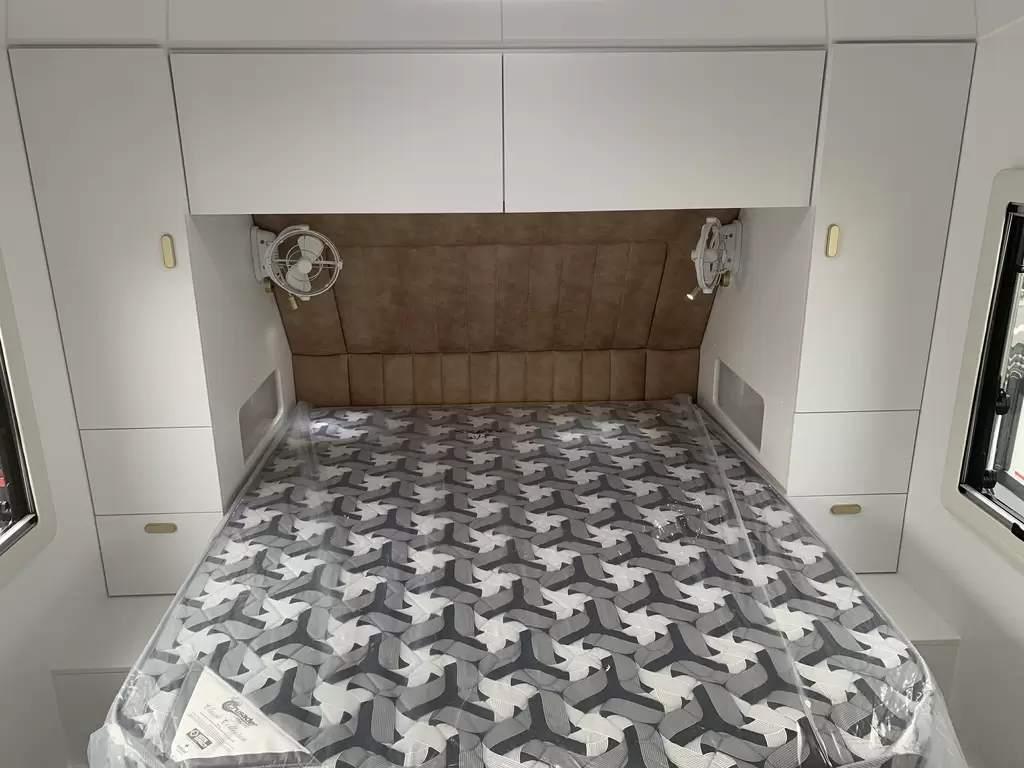 NEW 2025 CRUSADER MUSKETEER TREVILLE