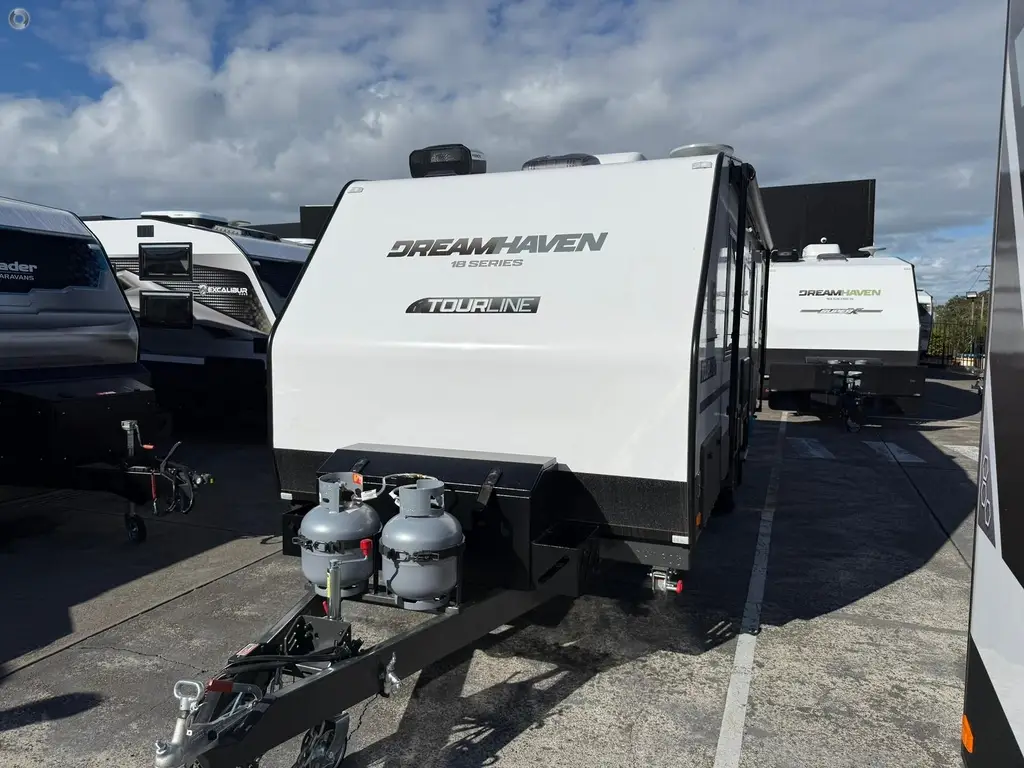 2026 Dreamhaven 18 Series Tourline