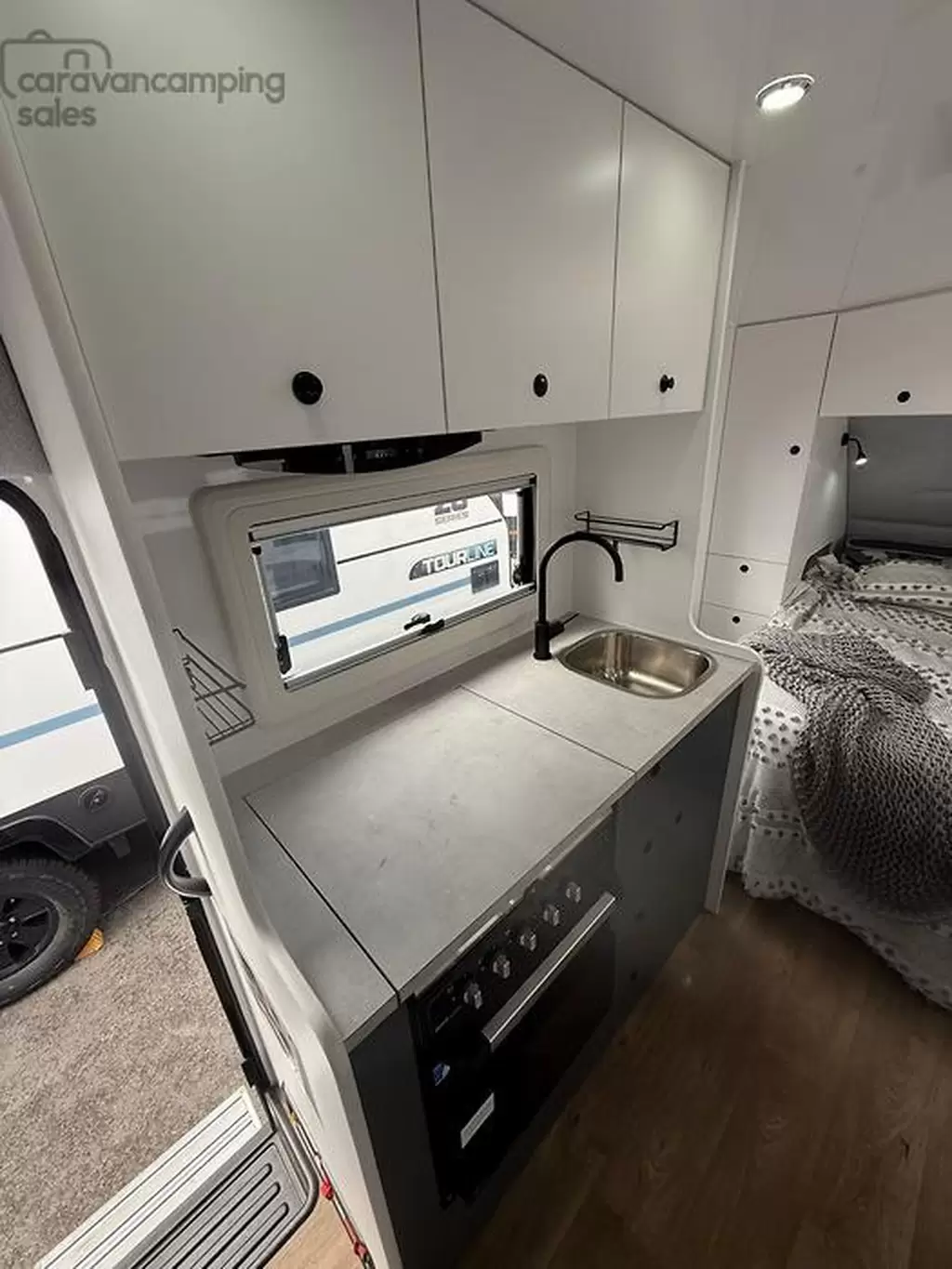 NEW 2025 DREAMHAVEN 15 SERIES TOURLINE