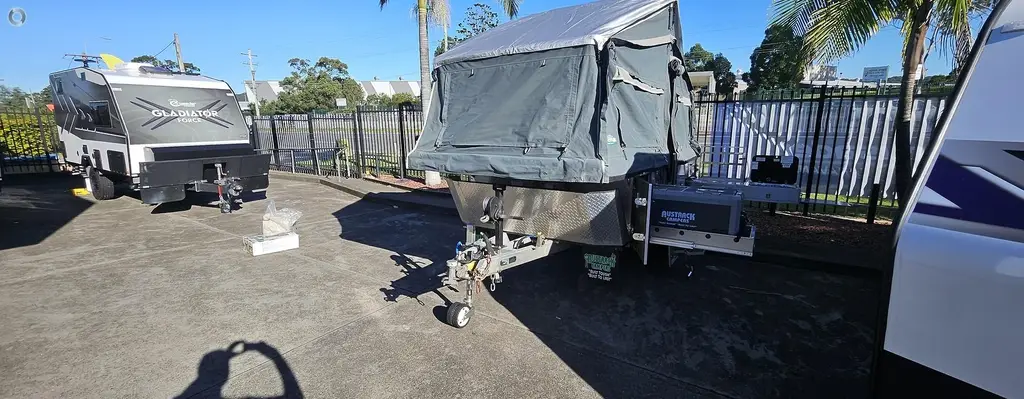 USED 2019 AUTRAC CAMPER TELEGRAPH
