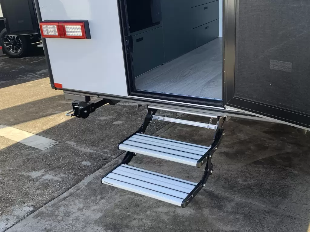 NEW 2025 CRUSADER CHAMELEON LIBERTY SV