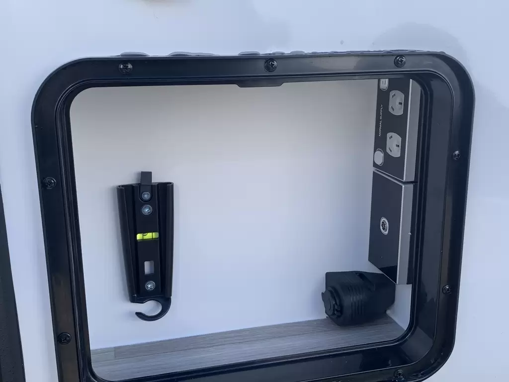 NEW 2025 CRUSADER CHAMELEON LIBERTY SV