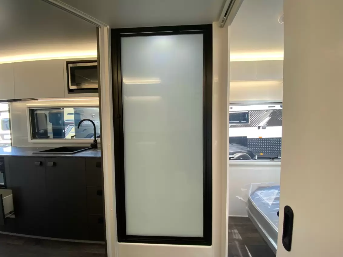 NEW 2025 NEW AGE CARAVANS OZ CLASSIC