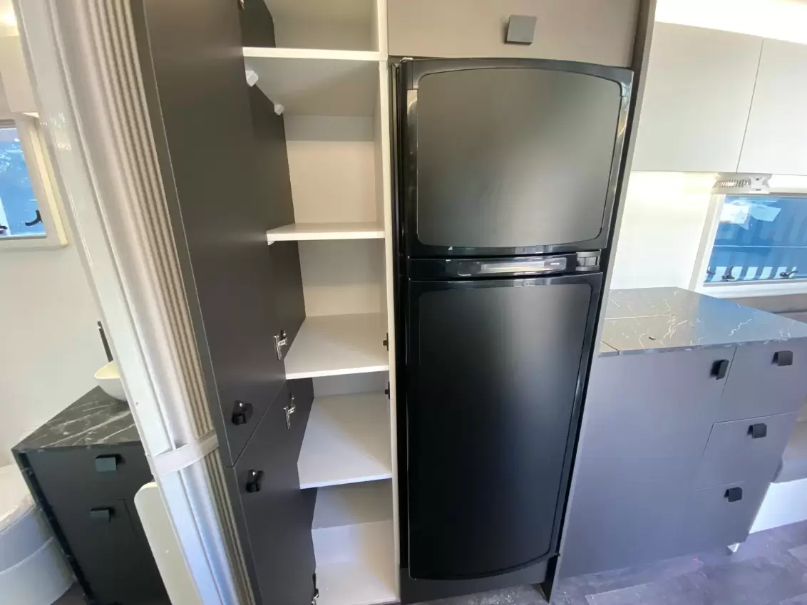 NEW 2025 NEW AGE CARAVANS OZ CLASSIC