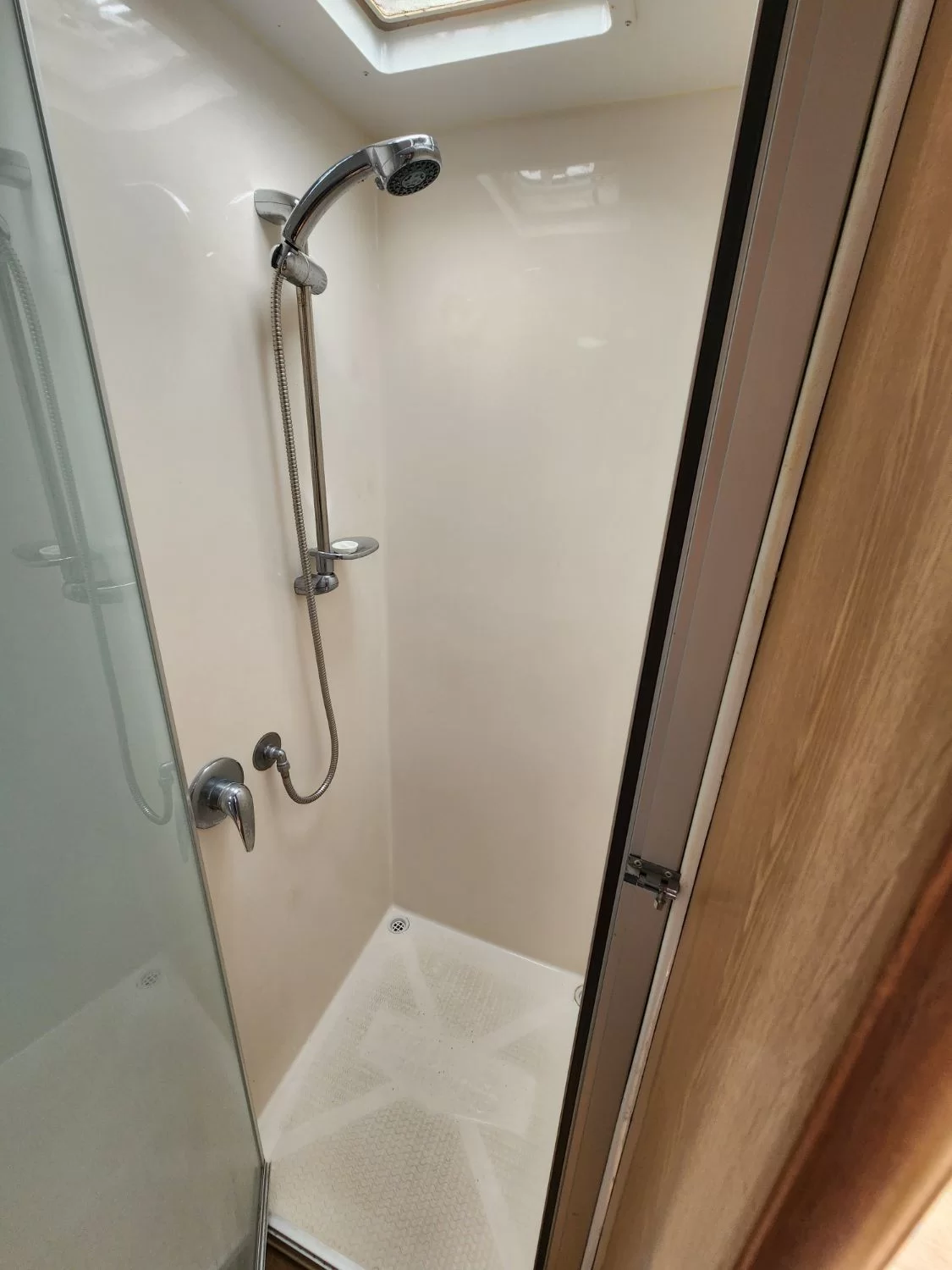 USED 2012 ROMA ELEGANCE caravan