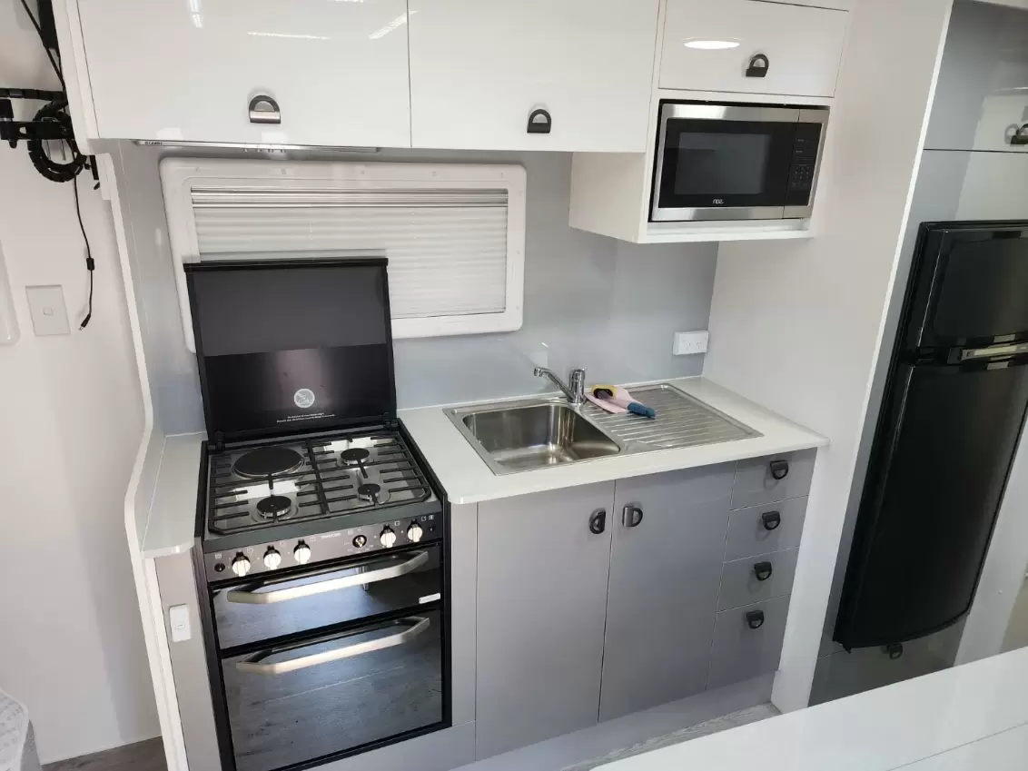 USED 2022 NEW AGE CARAVANS ROAD OWL