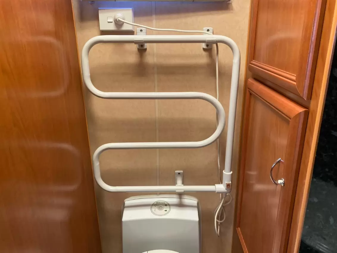 USED 2010 REGENT ROYSTON caravan