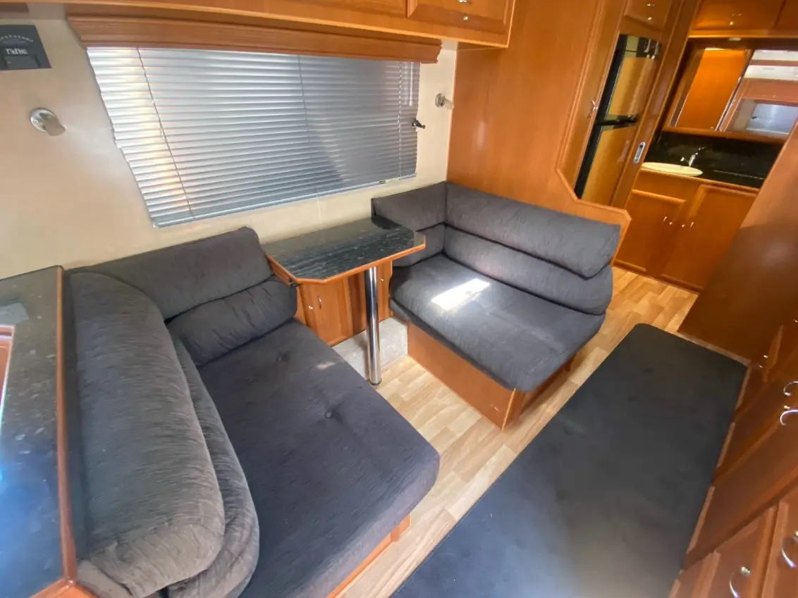 USED 2010 REGENT ROYSTON