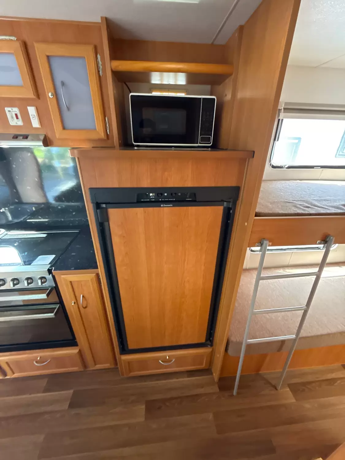 USED 2011 WINDSOR PLATINUM