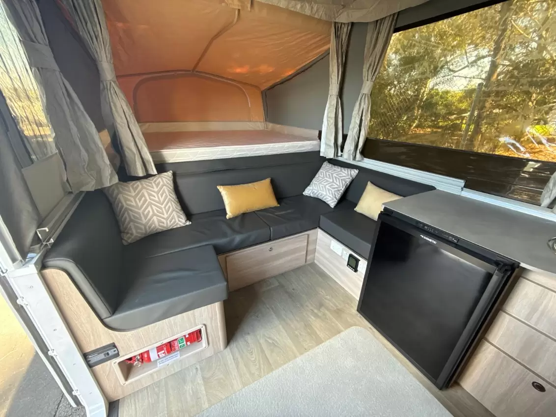 USED 2021 JAYCO SWAN