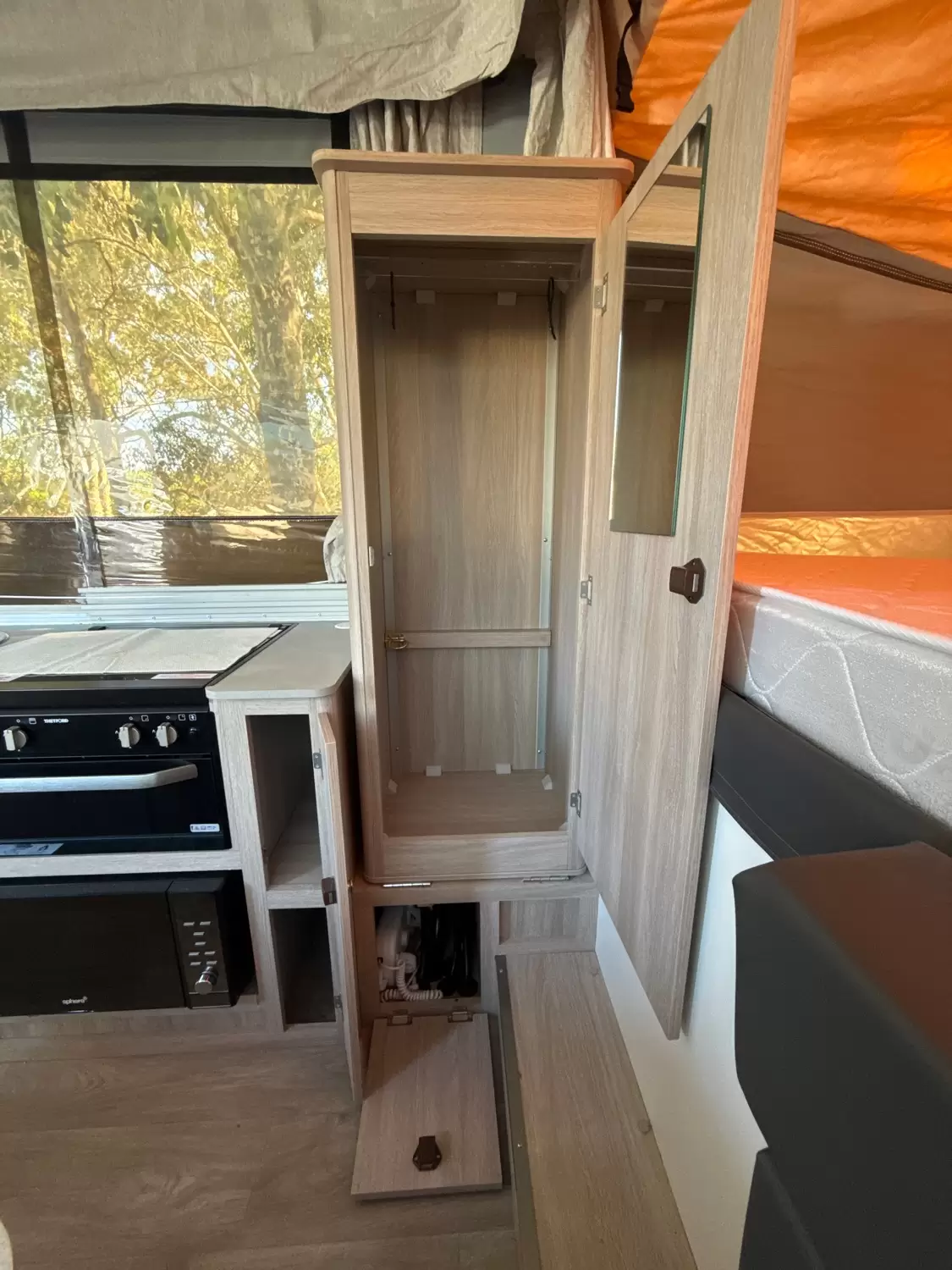 USED 2021 JAYCO SWAN