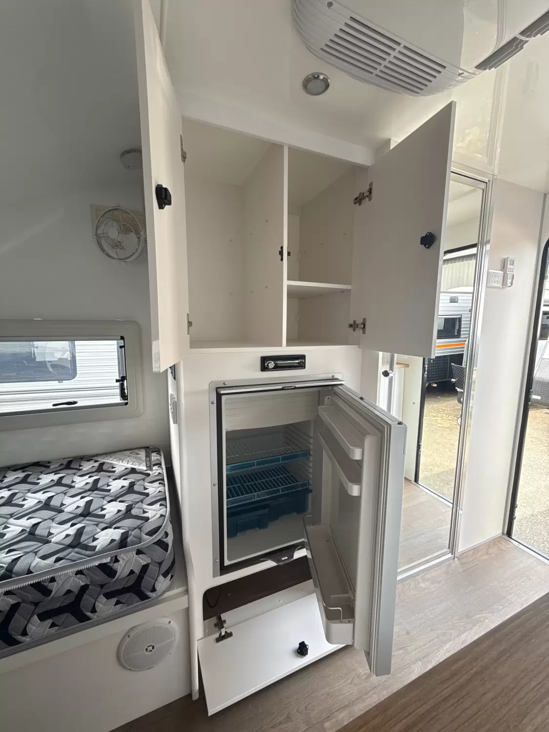 USED 2023 CRUSADER CHAMELEON