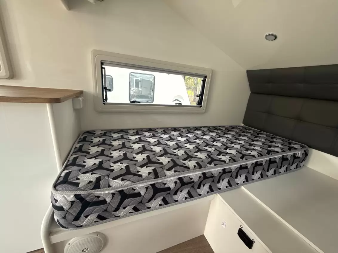 USED 2023 CRUSADER CHAMELEON