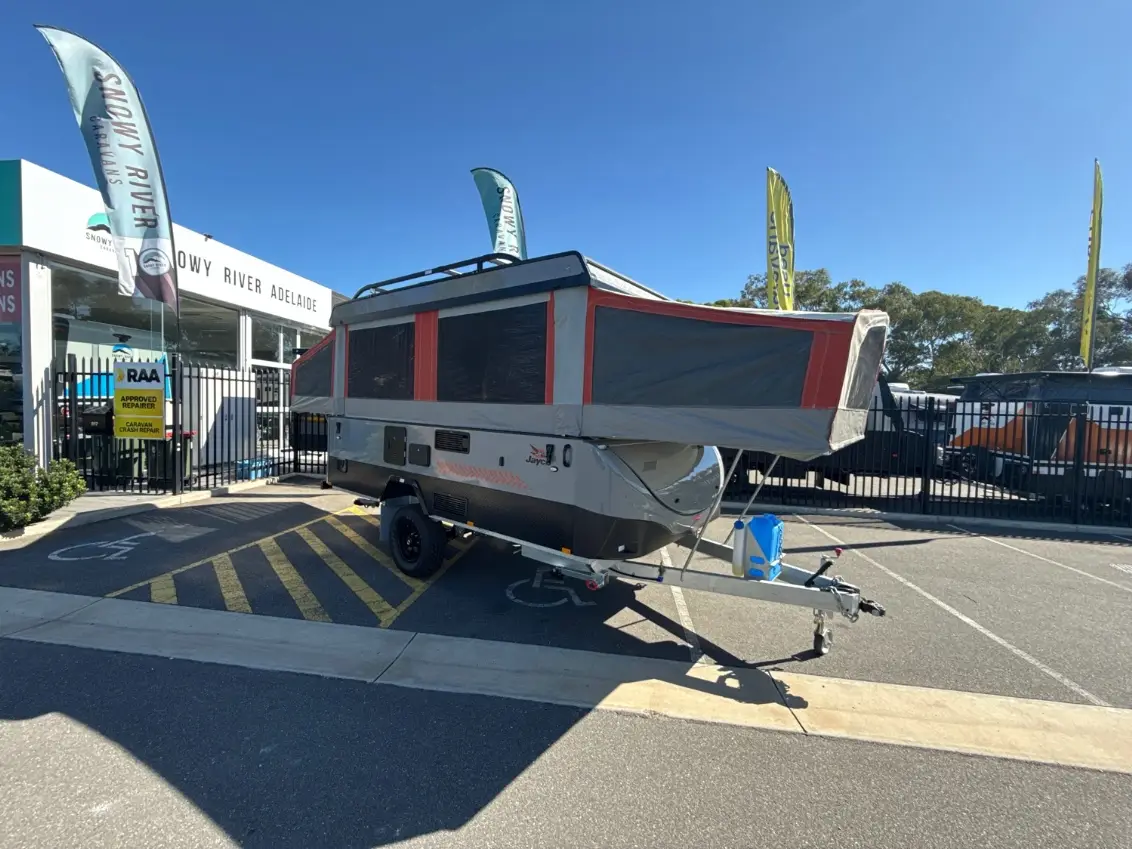 USED 2023 JAYCO SWAN