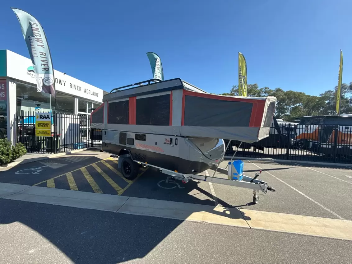 USED 2023 JAYCO SWAN