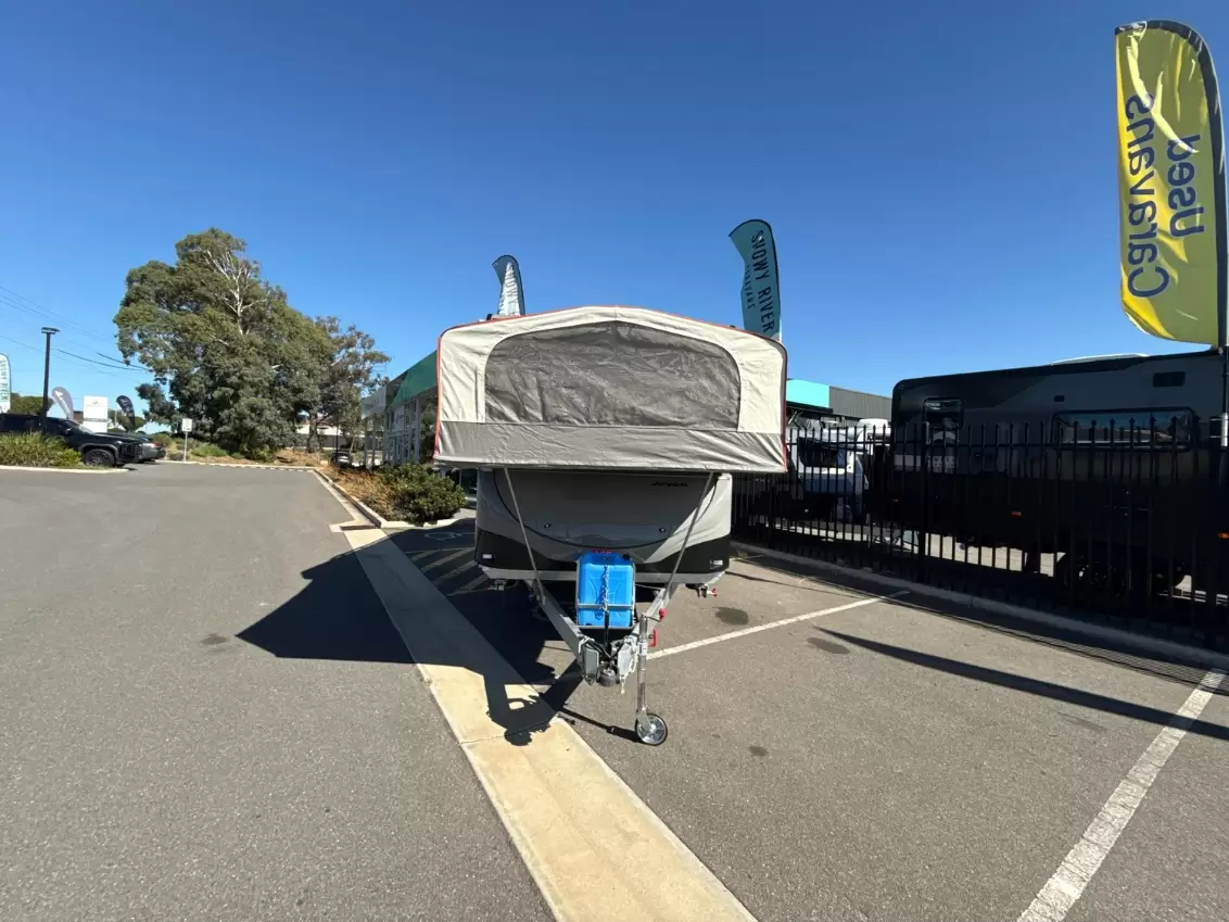 USED 2023 JAYCO SWAN